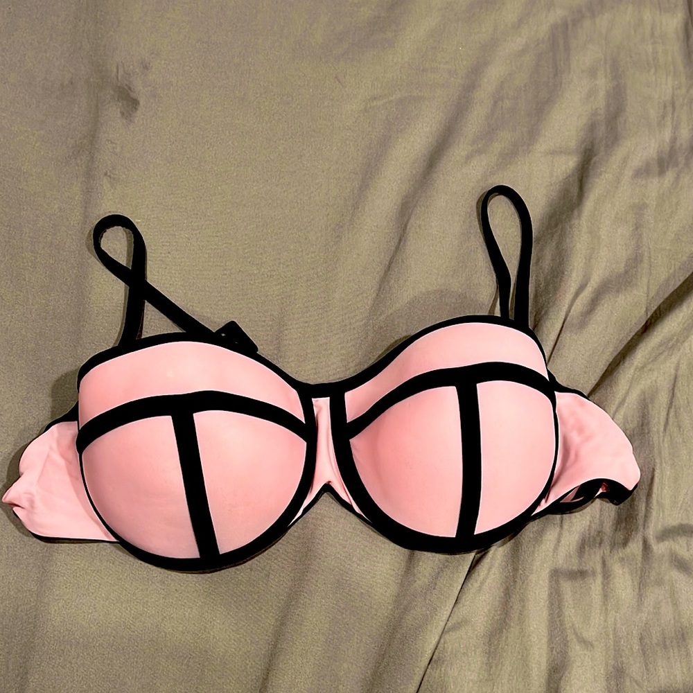 XL pink bikini top